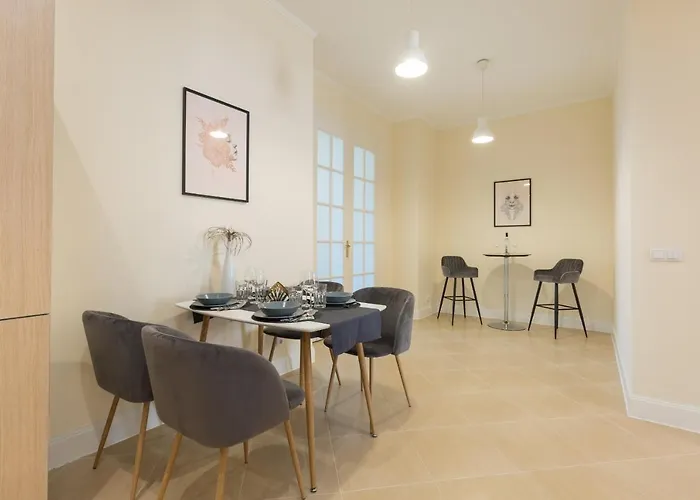 City Center Dream Home 2Br/2Bath